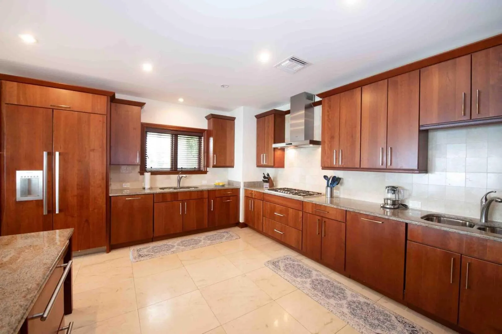 Casa Luna 14 George Town Holiday home
